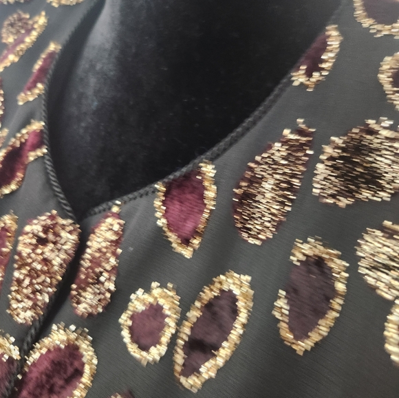 Karen Lawrence by Matthew black and Gold Embroidered evening Jacket. Sz 16 - Picture 4 of 12
